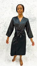 Load image into Gallery viewer, Black Bridesmaid Robe
